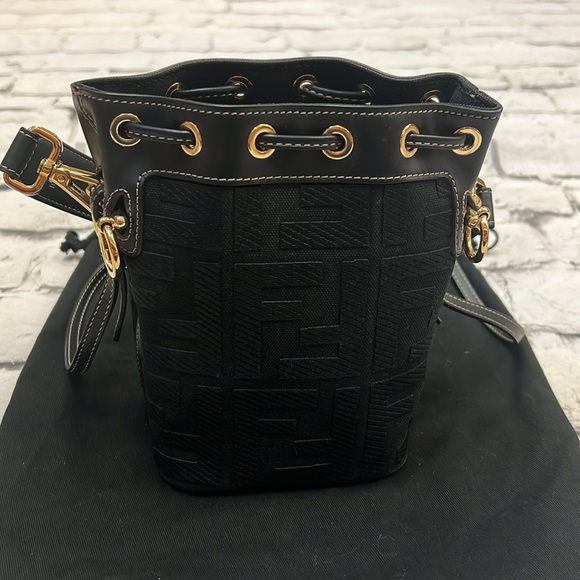 Fendi Black Mon Trésor Mini Leather-trimmed Canvas Bucket Bag - Picture 7 of 16